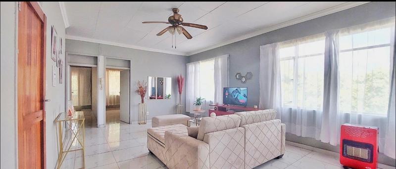 3 Bedroom Property for Sale in Vanderbijlpark Cw 6 Gauteng