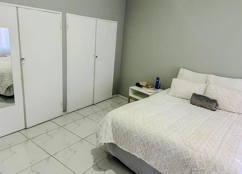 3 Bedroom Property for Sale in Vanderbijlpark Cw 6 Gauteng