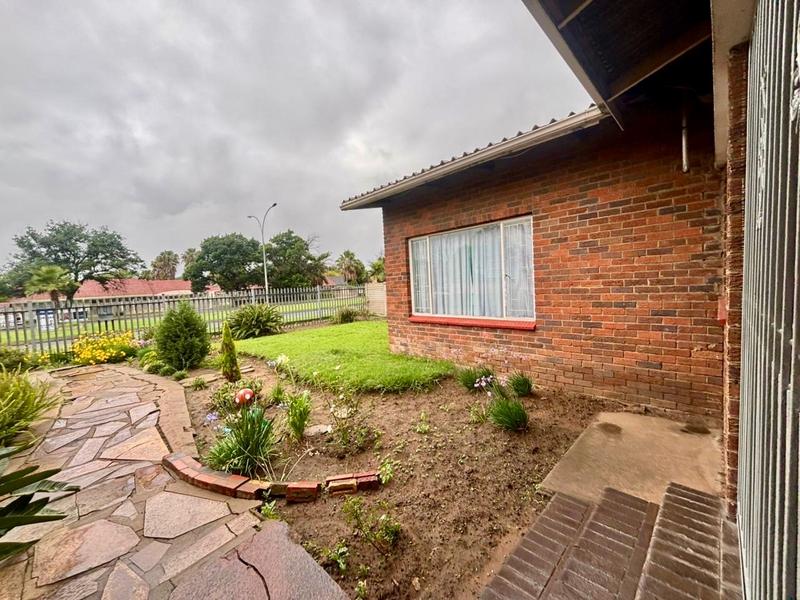 3 Bedroom Property for Sale in Vanderbijlpark SE 1 Gauteng