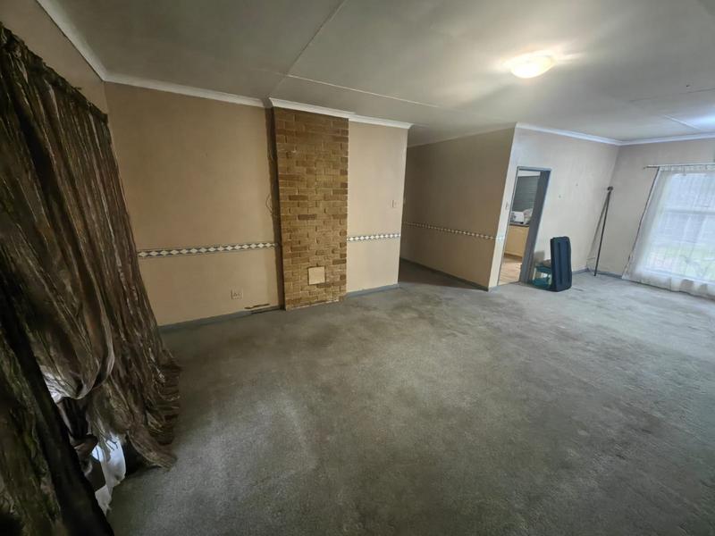 3 Bedroom Property for Sale in Vanderbijlpark SE 6 Gauteng