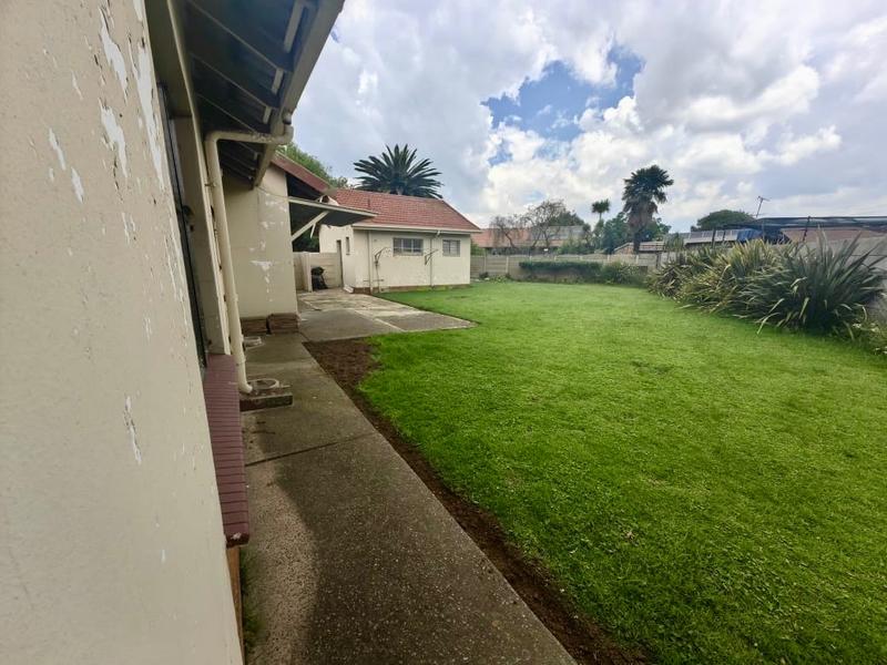 3 Bedroom Property for Sale in Vanderbijlpark SE 6 Gauteng