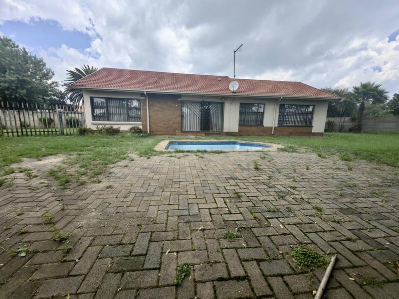 3 Bedroom Property for Sale in Vanderbijlpark SE 6 Gauteng