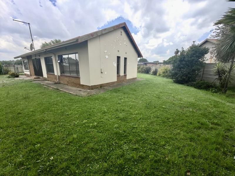 3 Bedroom Property for Sale in Vanderbijlpark SE 6 Gauteng