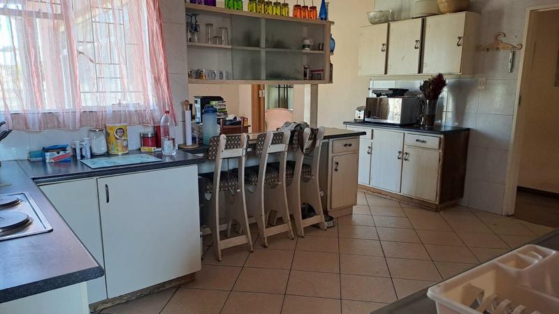 5 Bedroom Property for Sale in Vanderbijlpark SW 1 Gauteng