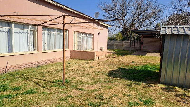 5 Bedroom Property for Sale in Vanderbijlpark SW 1 Gauteng