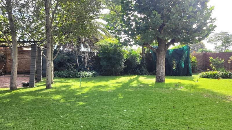 4 Bedroom Property for Sale in Vanderbijlpark SW 1 Gauteng