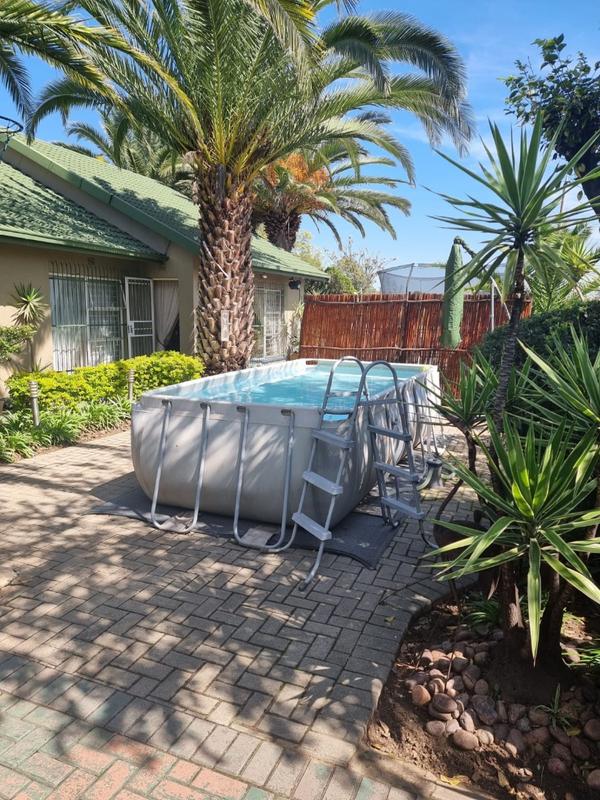 4 Bedroom Property for Sale in Vanderbijlpark SW 5 Gauteng