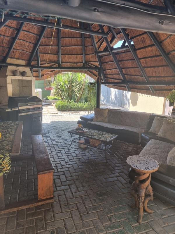 4 Bedroom Property for Sale in Vanderbijlpark SW 5 Gauteng