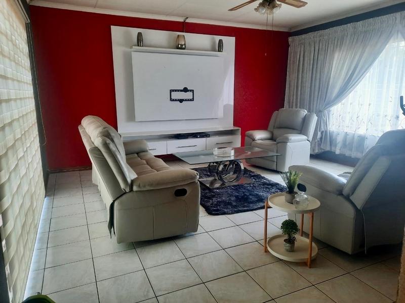 3 Bedroom Property for Sale in Waldrift Gauteng