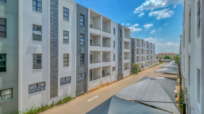 2 Bedroom Property for Sale in Carlswald Gauteng