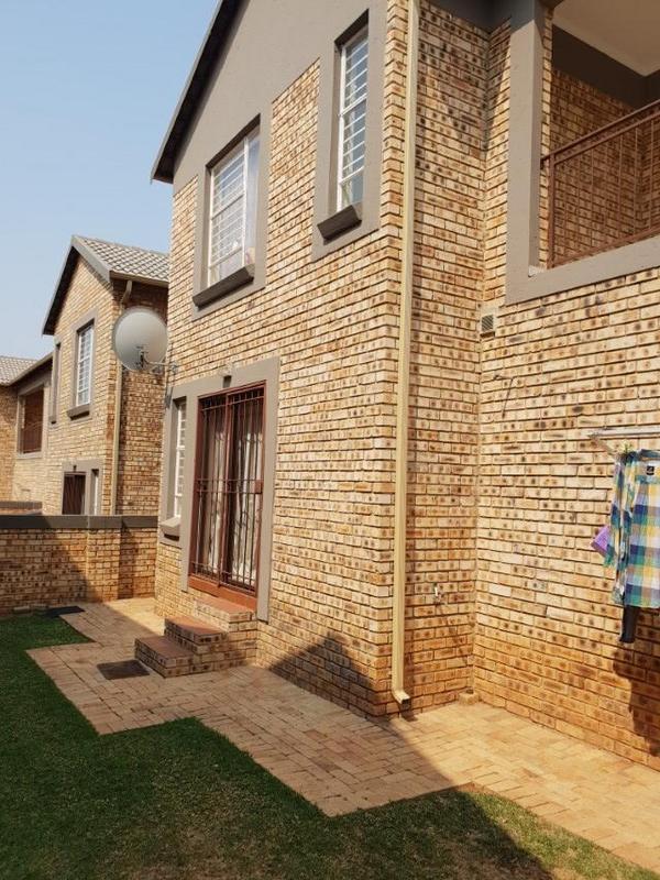 To Let 3 Bedroom Property for Rent in Wilgeheuwel Gauteng