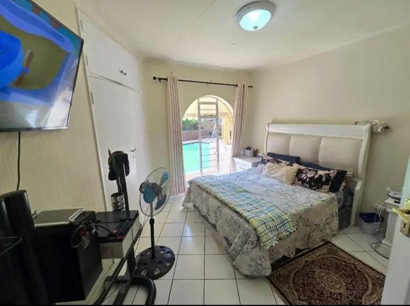 4 Bedroom Property for Sale in Bassonia Gauteng