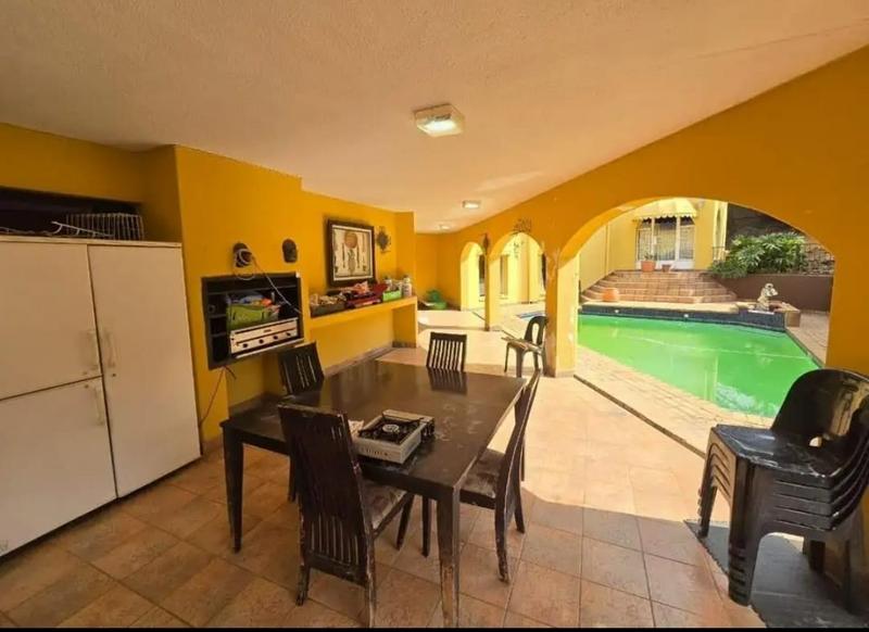 4 Bedroom Property for Sale in Bassonia Gauteng