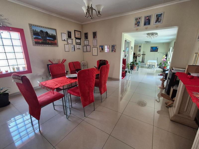 6 Bedroom Property for Sale in Elandspark Gauteng