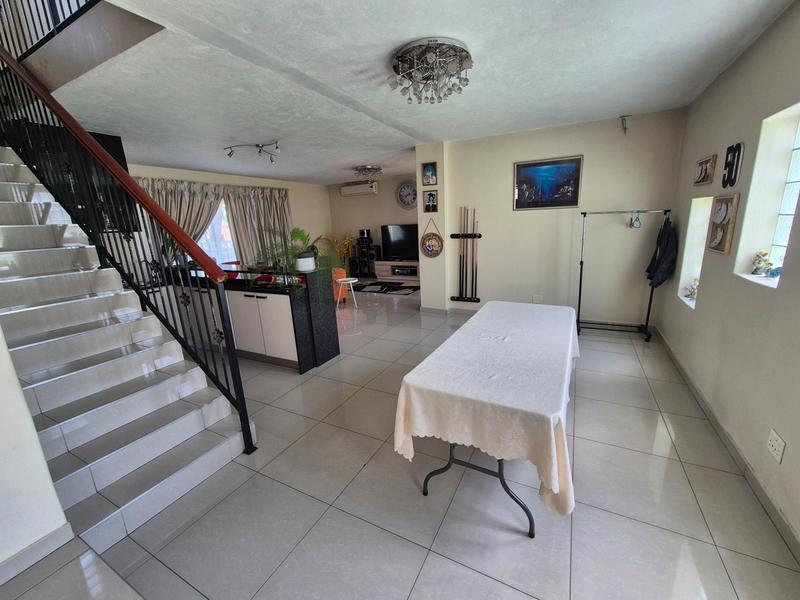 6 Bedroom Property for Sale in Elandspark Gauteng