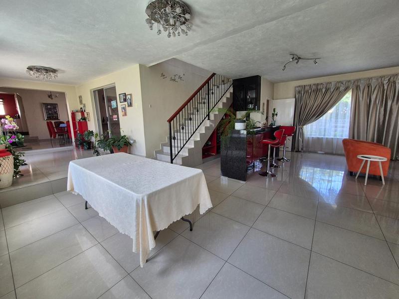 6 Bedroom Property for Sale in Elandspark Gauteng