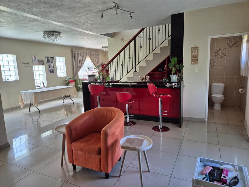 6 Bedroom Property for Sale in Elandspark Gauteng