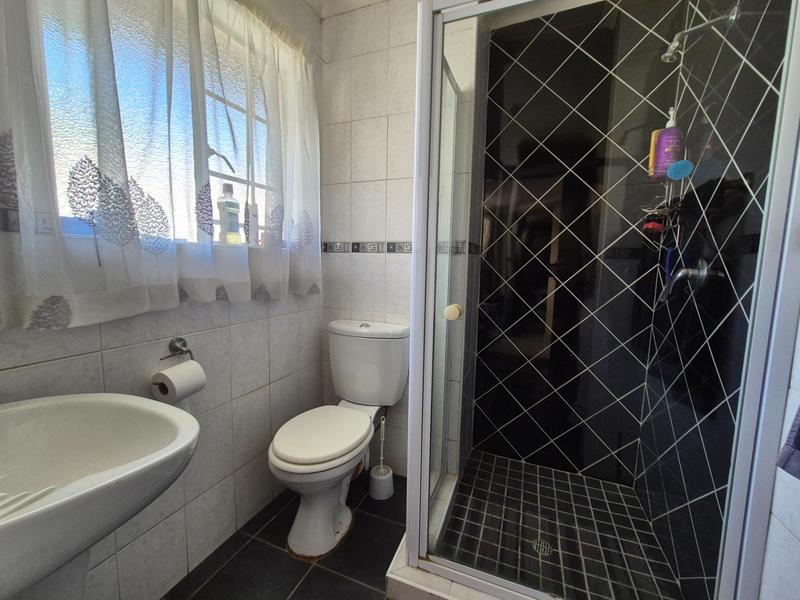 6 Bedroom Property for Sale in Elandspark Gauteng