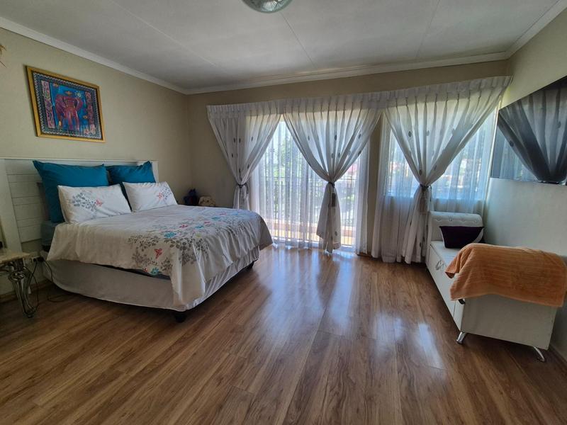 6 Bedroom Property for Sale in Elandspark Gauteng