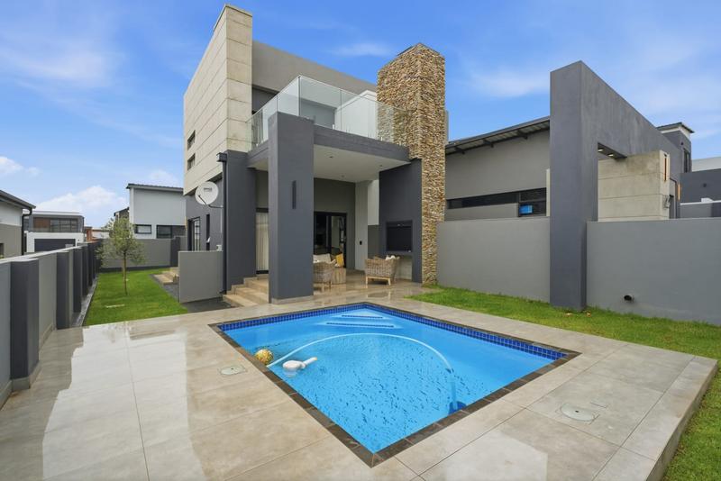 4 Bedroom Property for Sale in Fountainbrook Estate Gauteng