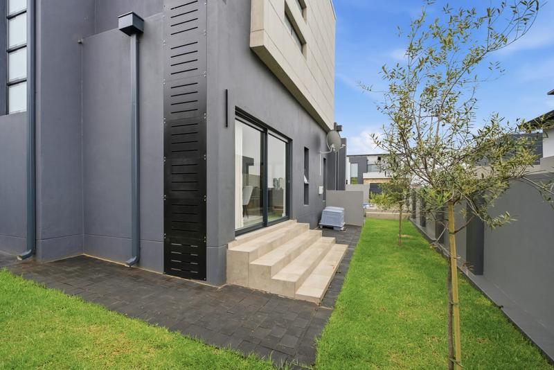 4 Bedroom Property for Sale in Fountainbrook Estate Gauteng