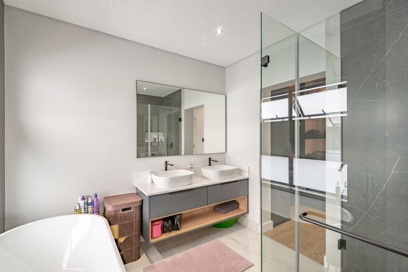 4 Bedroom Property for Sale in Fountainbrook Estate Gauteng