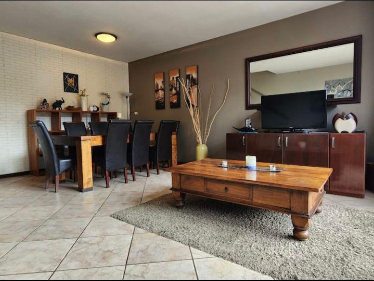 2 Bedroom Property for Sale in Bedford Gardens Gauteng