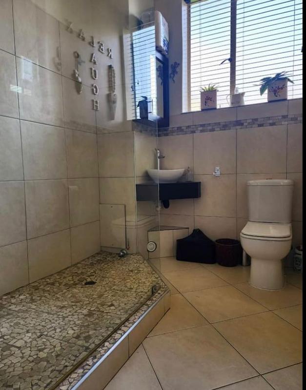 2 Bedroom Property for Sale in Bedford Gardens Gauteng