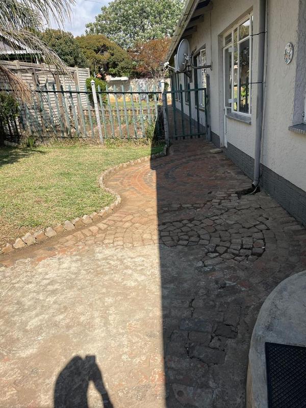 To Let 2 Bedroom Property for Rent in Eastleigh Gauteng
