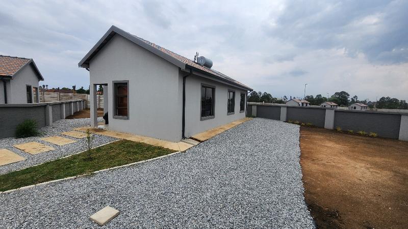 3 Bedroom Property for Sale in Selcourt Gauteng