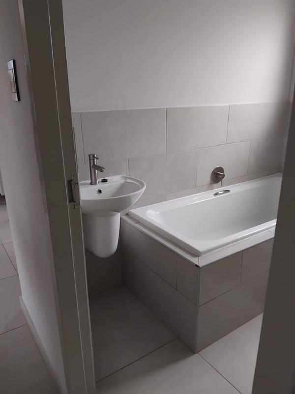 3 Bedroom Property for Sale in Selcourt Gauteng