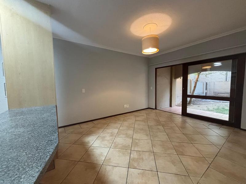 To Let 1 Bedroom Property for Rent in Lonehill Gauteng