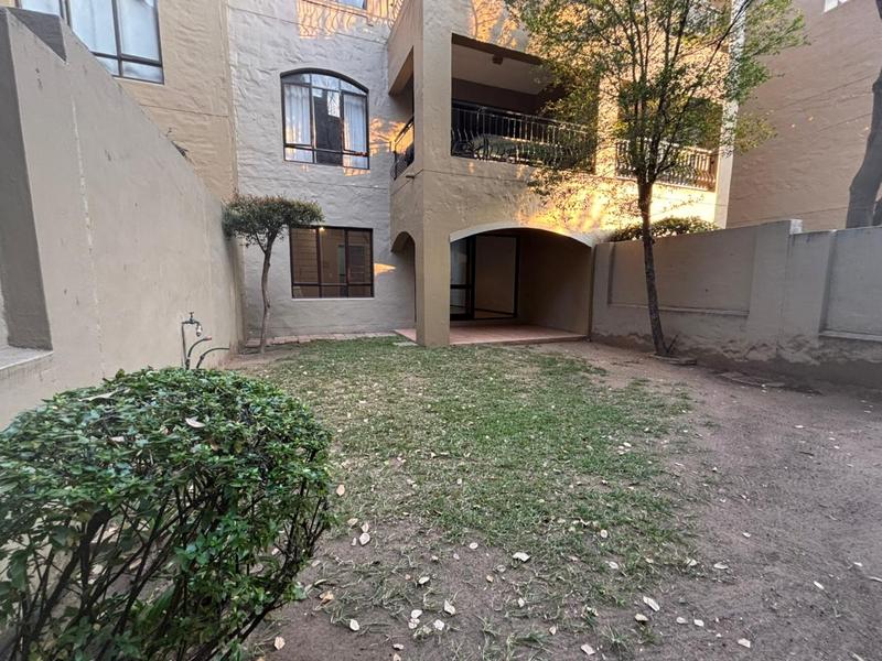 To Let 1 Bedroom Property for Rent in Lonehill Gauteng