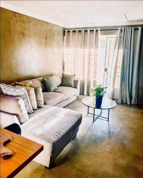 2 Bedroom Property for Sale in Jansenpark Gauteng