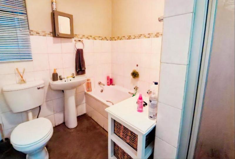 2 Bedroom Property for Sale in Jansenpark Gauteng