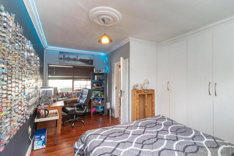 5 Bedroom Property for Sale in Verwoerdpark Gauteng