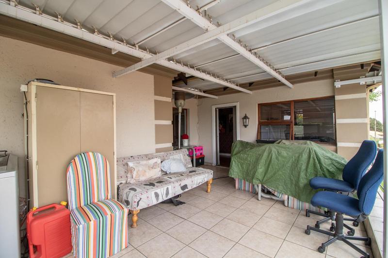 5 Bedroom Property for Sale in Verwoerdpark Gauteng