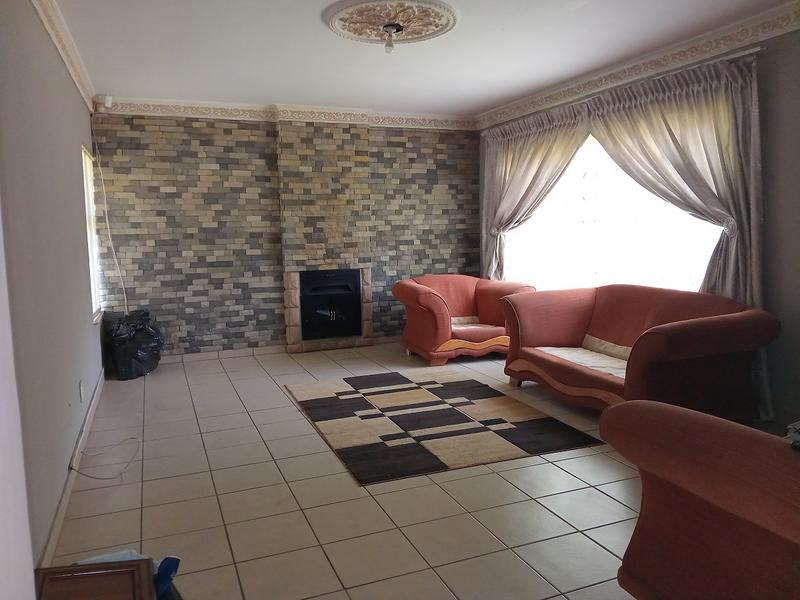5 Bedroom Property for Sale in Vanderbijlpark SE 6 Gauteng