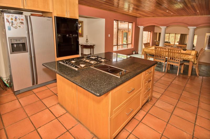 6 Bedroom Property for Sale in Ruimsig Gauteng