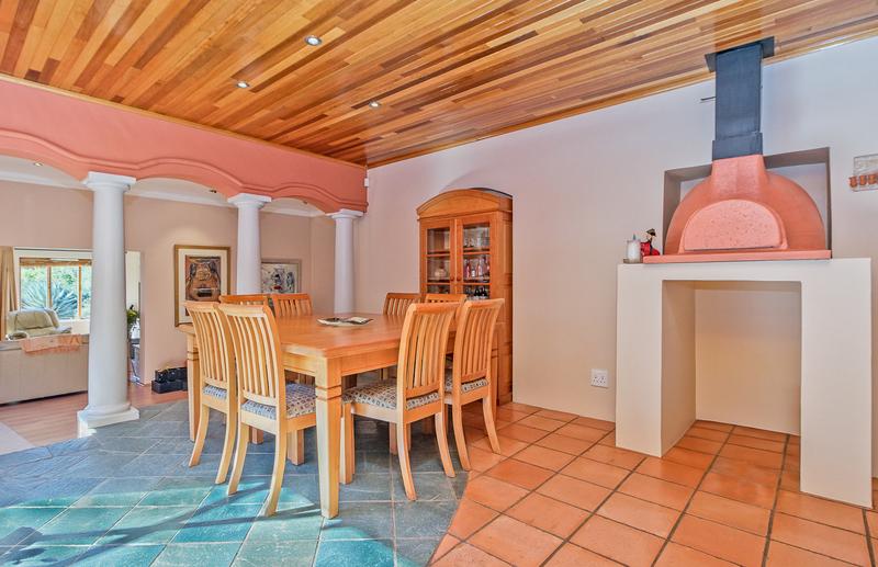 6 Bedroom Property for Sale in Ruimsig Gauteng