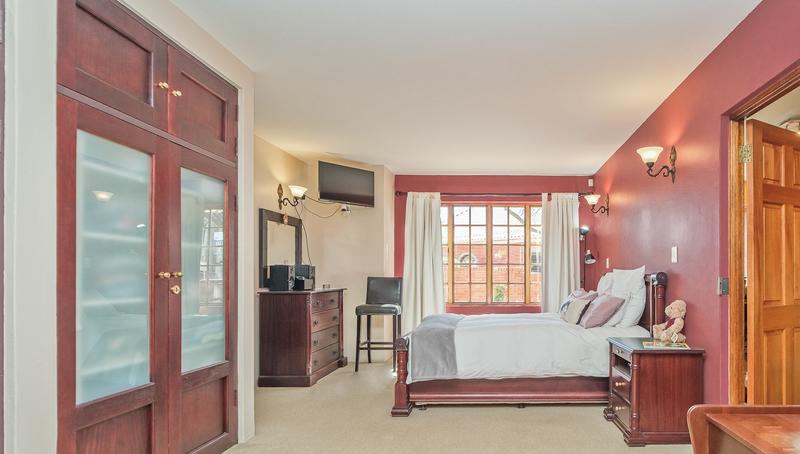 6 Bedroom Property for Sale in Ruimsig Gauteng