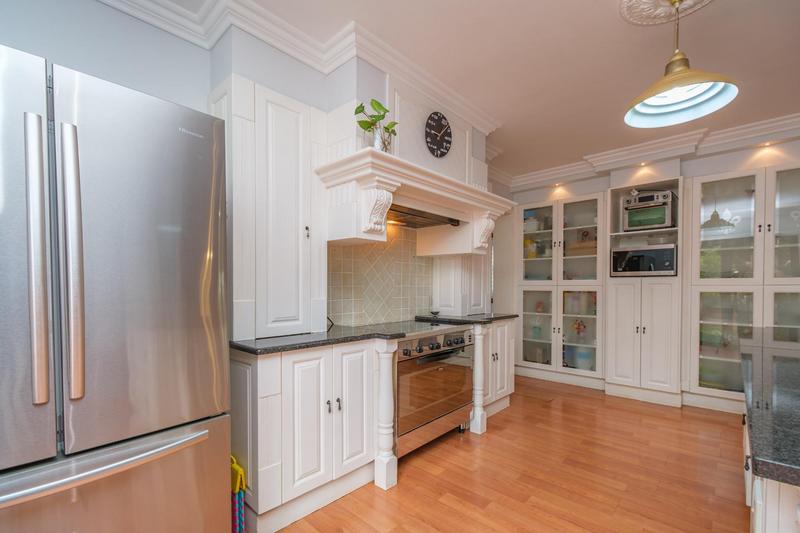 5 Bedroom Property for Sale in Ruimsig Gauteng