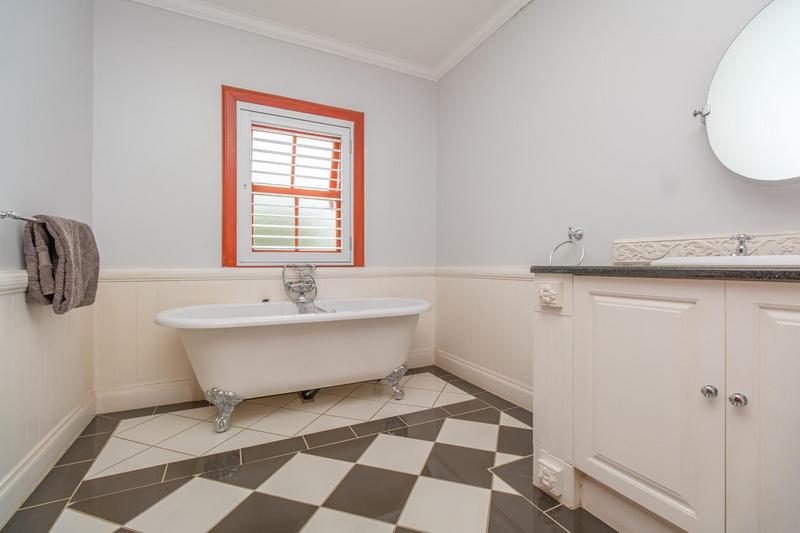 5 Bedroom Property for Sale in Ruimsig Gauteng