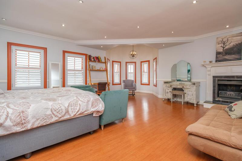 5 Bedroom Property for Sale in Ruimsig Gauteng