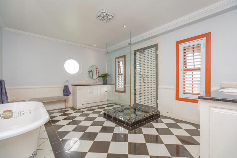 5 Bedroom Property for Sale in Ruimsig Gauteng