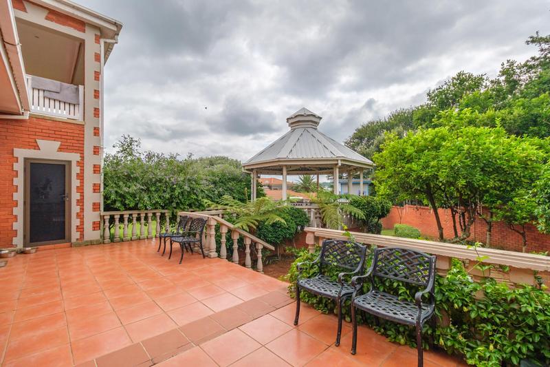 5 Bedroom Property for Sale in Ruimsig Gauteng