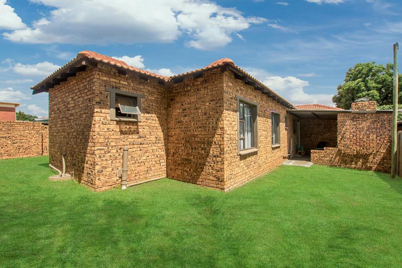 4 Bedroom Property for Sale in Krugersdorp North Gauteng