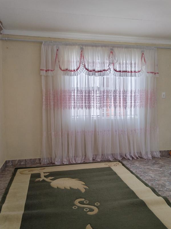 2 Bedroom Property for Sale in Magagula Heights Gauteng