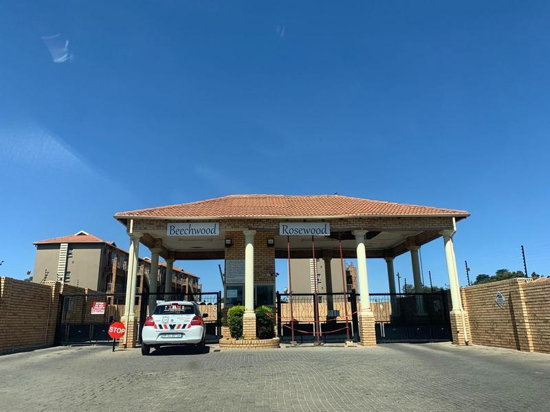 To Let 2 Bedroom Property for Rent in Green Hills Gauteng