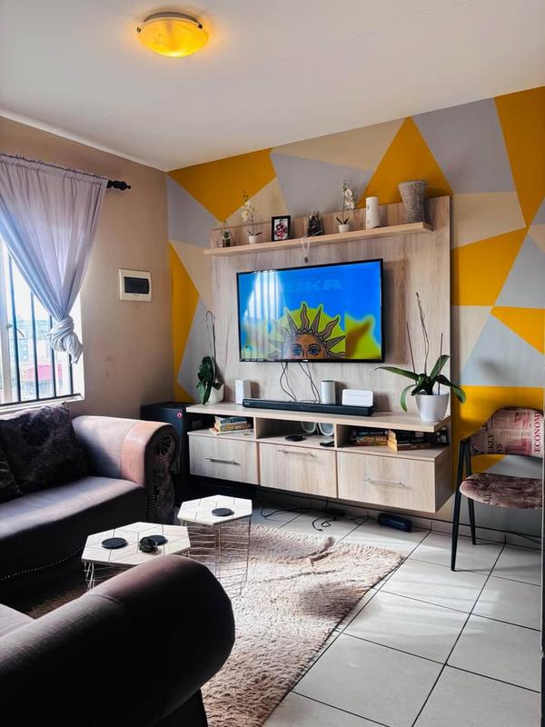 2 Bedroom Property for Sale in Fleurhof Gauteng